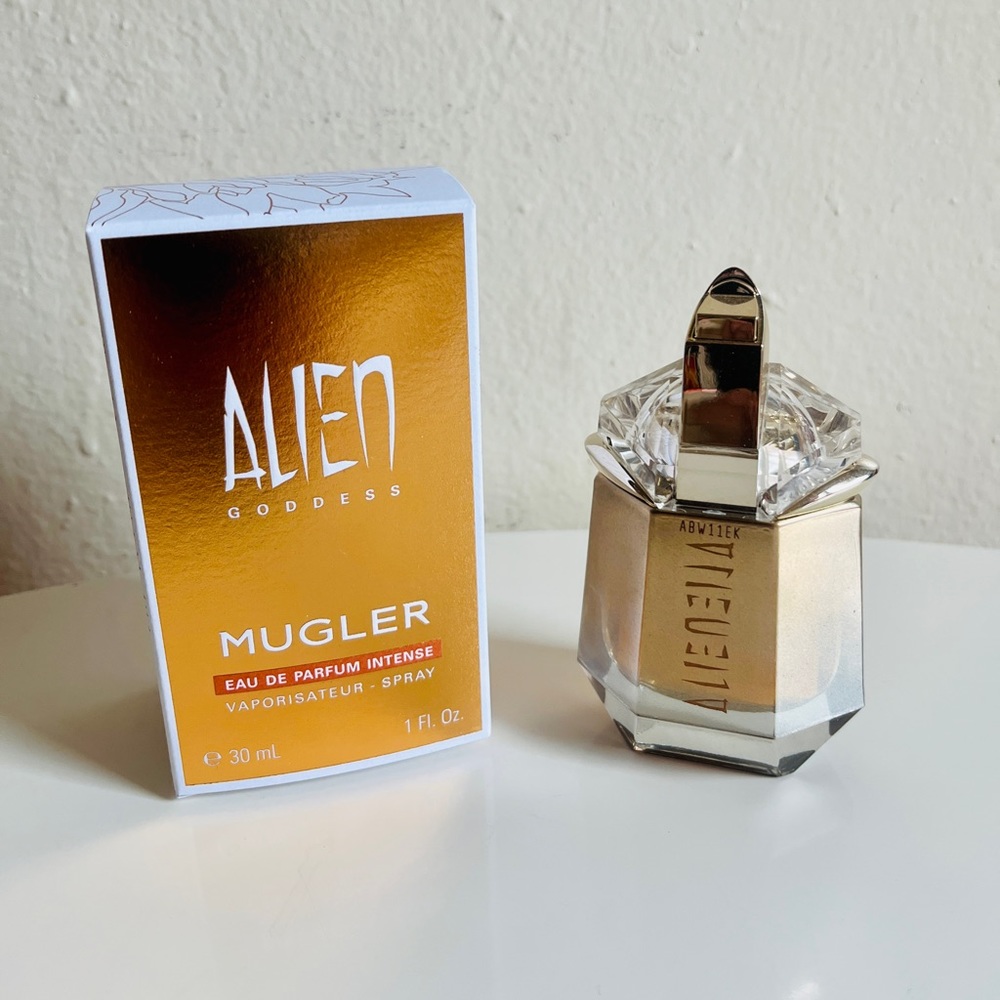 Alien by Mugler Perfume 30 ml